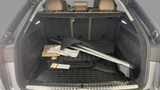 2025 Audi Q8 Premium Plus