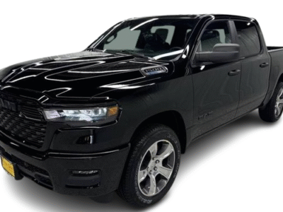 2025 Ram 1500 Tradesman Crew Cab 5'7" Box 4WD