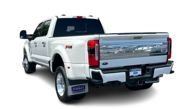 2024 Ford Super Duty F-450 Limited Crew Cab 8' Box DRW 4WD