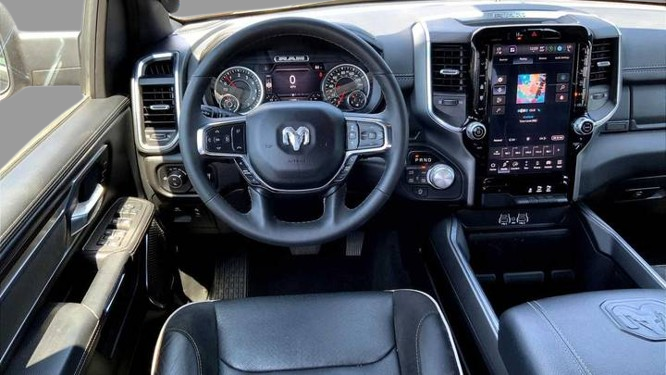 2025 Ram 1500 Laramie Crew Cab 5'7" Box 4WD