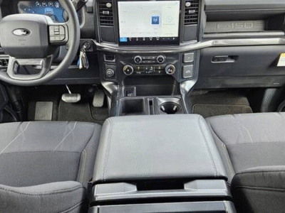 2025 Ford F-150 STX SuperCrew 5.5' Box RWD