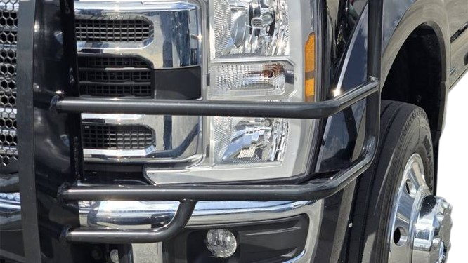2024 Ford Super Duty F-450 XLT Crew Cab 8' Box DRW 4WD