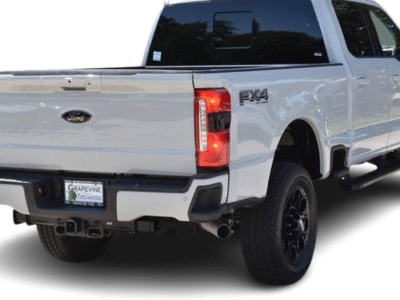 2025 Ford Super Duty F-250 LARIAT Crew Cab 6.75' Box 4WD