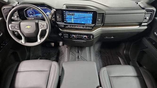 2025 Chevrolet Silverado 3500HD LT Crew Cab Long Bed 4WD