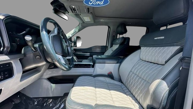 2024 Ford Super Duty F-450 Limited Crew Cab 8' Box DRW 4WD