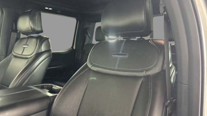 2025 Ford Super Duty F-250 Platinum Crew Cab 6.75' Box 4WD