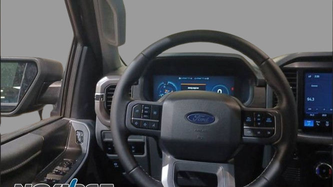 2025 Ford F-150 Lightning XLT