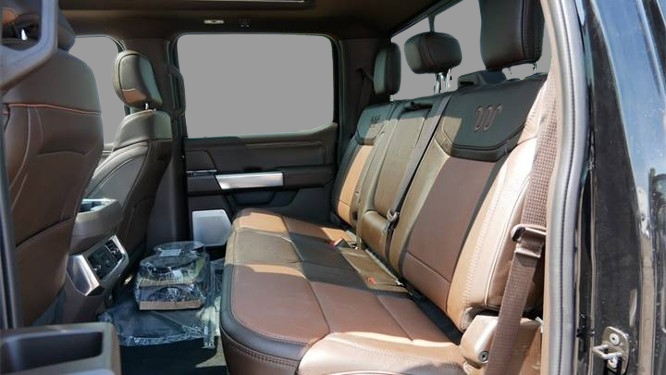 2025 Ford Super Duty F-250 King Ranch Crew Cab 6.75' Box 4WD