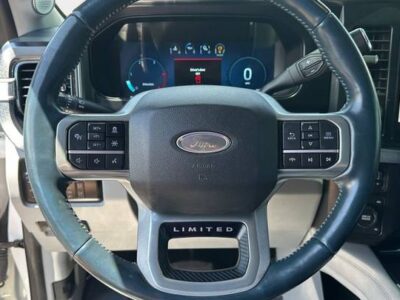 2024 Ford Super Duty F-450 Limited Crew Cab 8' Box DRW 4WD