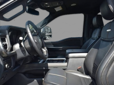 2024 Ford Super Duty F-450 Platinum Crew Cab 8' Box DRW 4WD