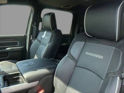 2025 Ram 2500 Laramie Crew Cab 6'4" Box 4WD