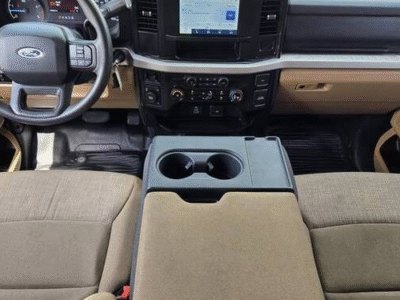 2024 Ford Super Duty F-450 XLT Crew Cab 8' Box DRW 4WD