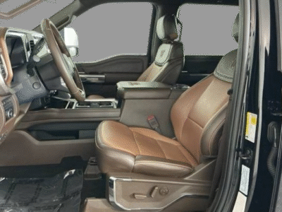 2024 Ford Super Duty F-450 King Ranch Crew Cab 8' Box DRW 4WD