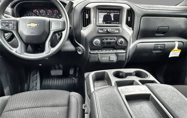 2025 Chevrolet Silverado 1500 WT Crew Cab Short Bed 2WD