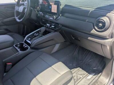 2025 Chevrolet Colorado Trail Boss 4WD