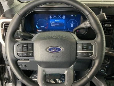 2024 Ford Super Duty F-450 LARIAT Crew Cab 8' Box DRW 4WD