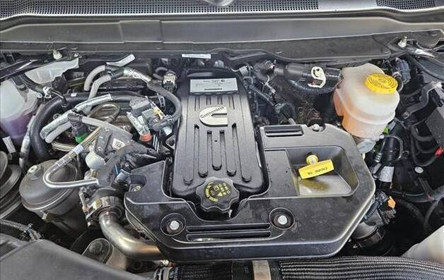 2025 Ram 2500 Limited Crew Cab 6'4" Box 4WD