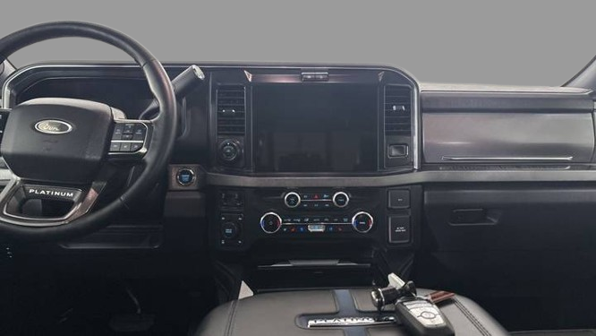 2025 Ford Super Duty F-250 Platinum Crew Cab 6.75' Box 4WD