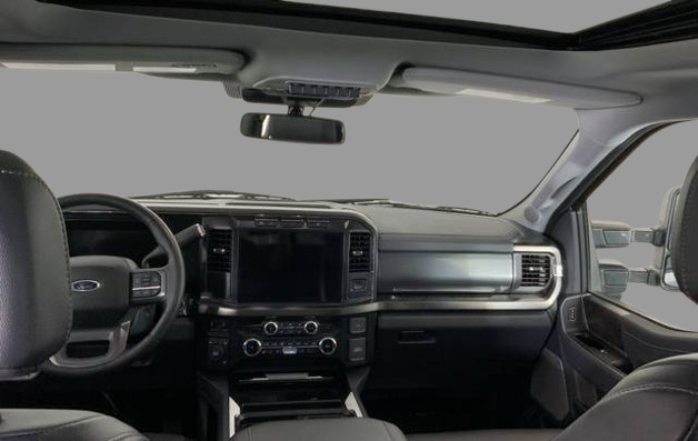 2024 Ford Super Duty F-450 LARIAT Crew Cab 8' Box DRW 4WD