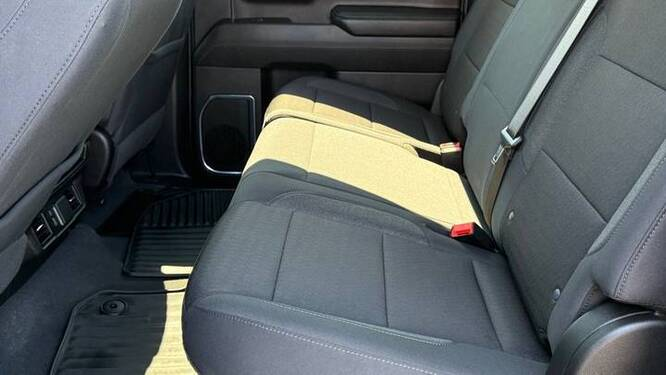 2025 Chevrolet Silverado 1500 LT Crew Cab Short Bed 2WD