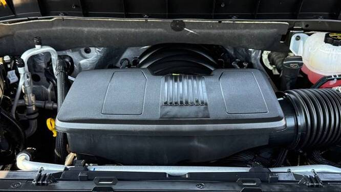 2025 Chevrolet Silverado 1500 LT Crew Cab Short Bed 2WD