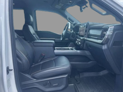 2025 Ford Super Duty F-350 LARIAT Crew Cab 6.75' Box 4WD