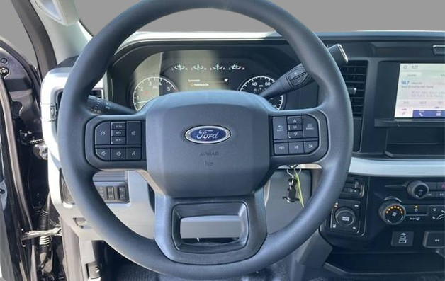 2025 Ford Super Duty F-350 XLT Regular Cab 8' Box 4WD