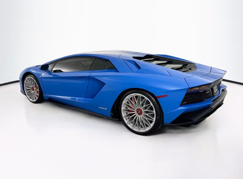 2018 Lamborghini Aventador S Coupe