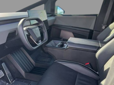 2025 Tesla Cybertruck AWD