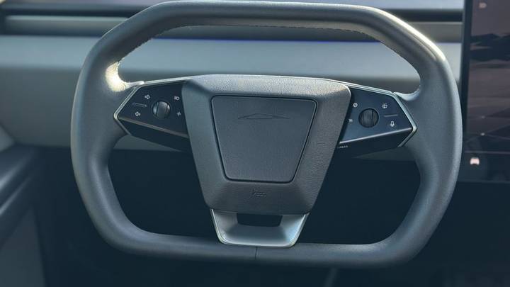 2025 Tesla Cybertruck AWD