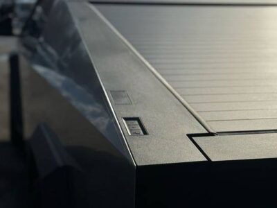 2025 Tesla Cybertruck AWD