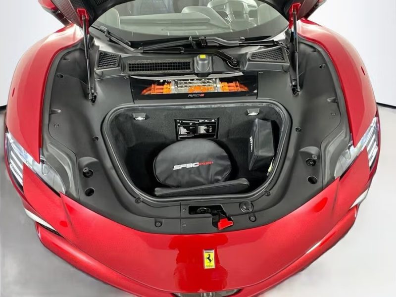 2025 Ferrari SF90 Spider