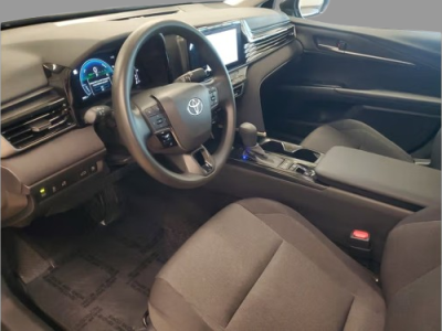 2026 Toyota Camry Hybrid LE FWD