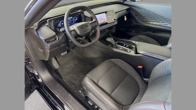 2025 Dodge Charger Daytona R/T 2-Door